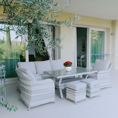 Sweet Dream Deluxe Apartment Sirmione Exterior photo