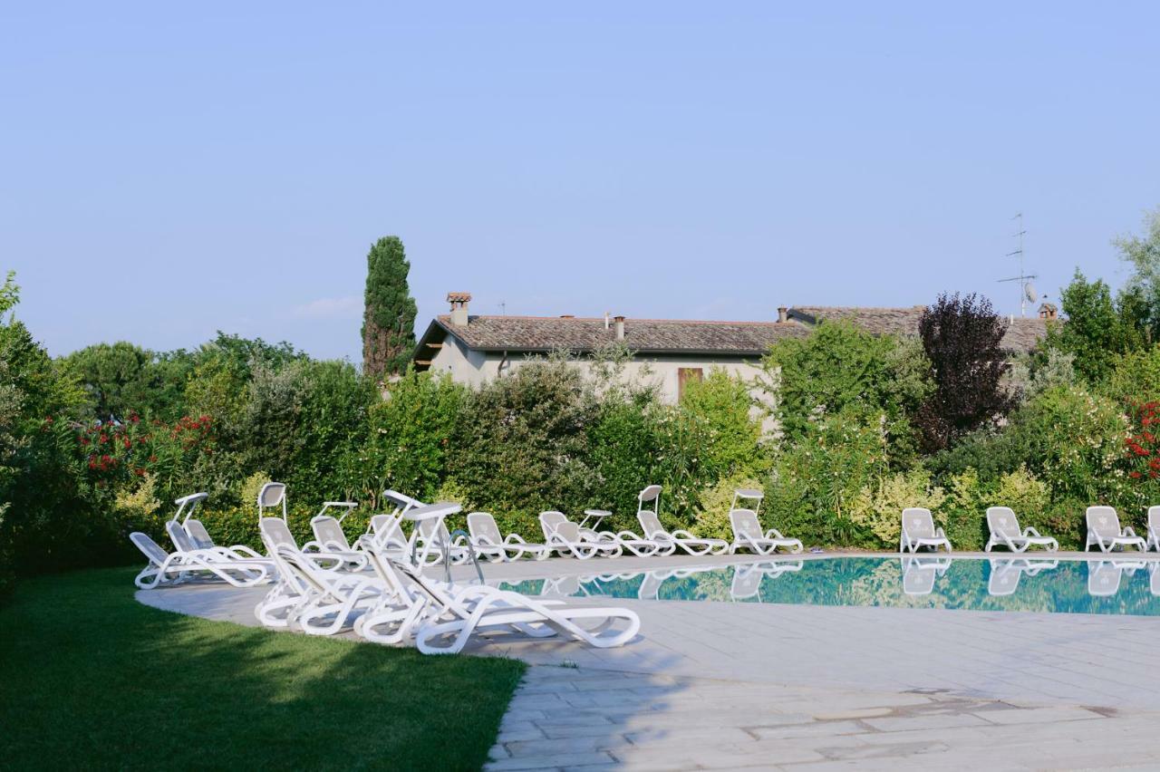 Sweet Dream Deluxe Apartment Sirmione Exterior photo